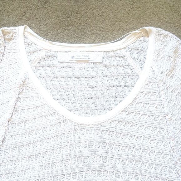 We The Free SM Fisherman crocheted Thien's Hacci Top Sweater Women's Cream - Picture 12 of 13